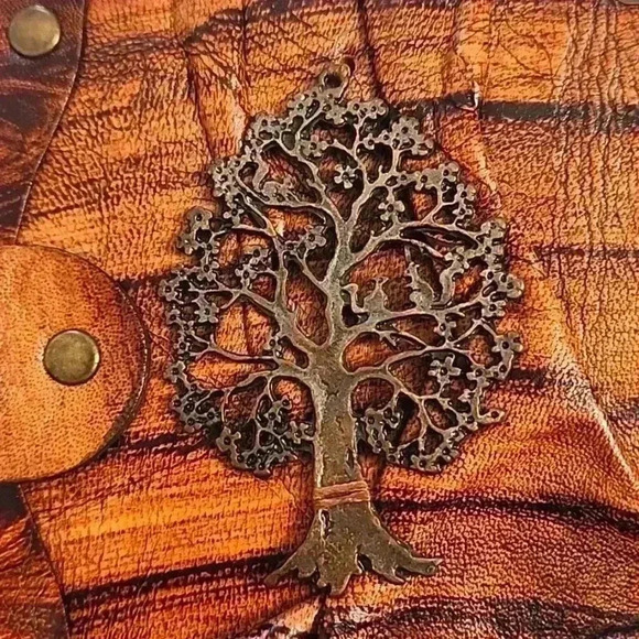 London Chocolate Brown Leather Journal Hand Made English (UK) Hook & Eye Closure - Picture 12 of 16